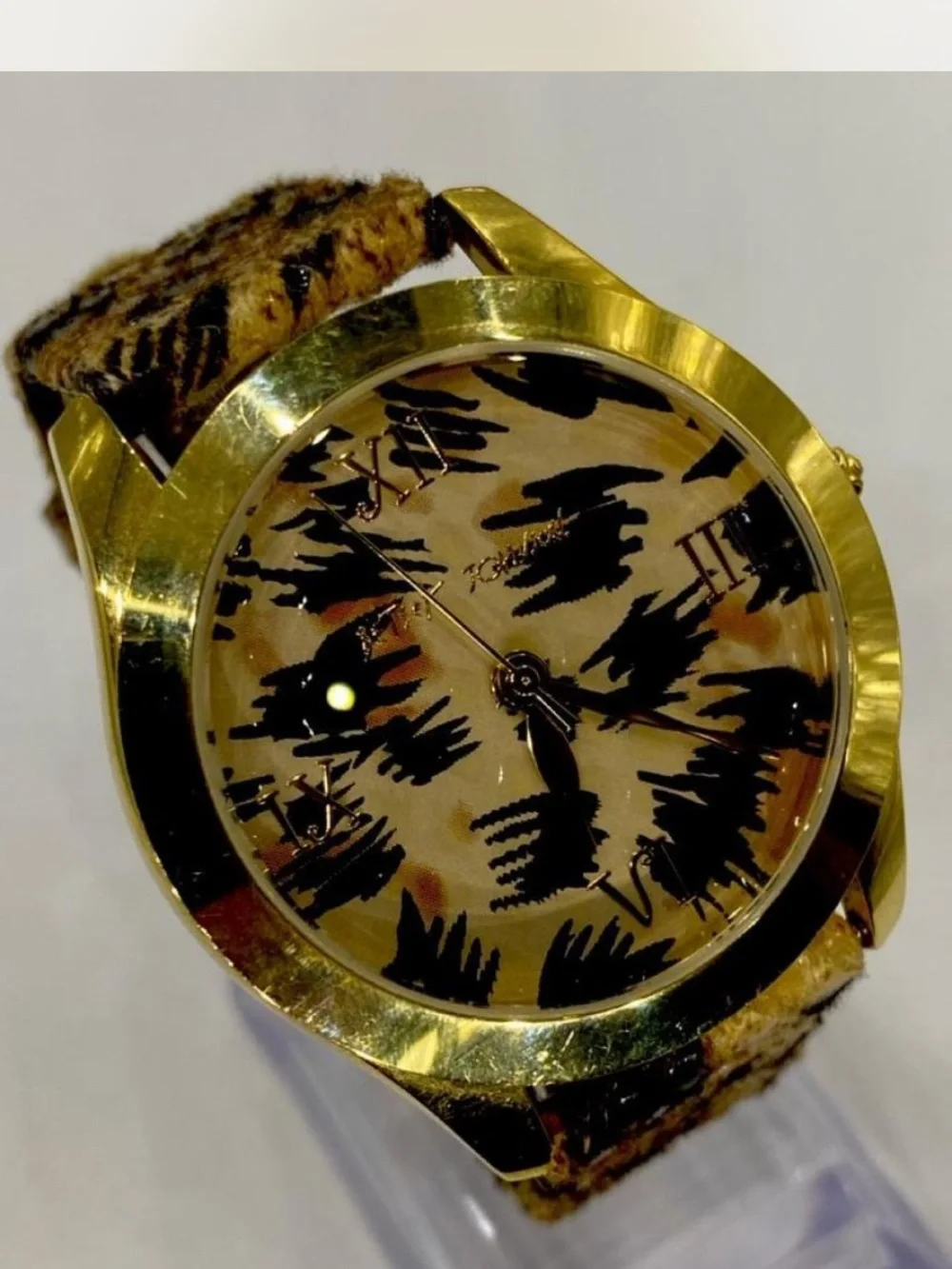 Betsy Johnson ^^^ Classic Signature ^*^ Gold-Tone Animal Print Watch ***